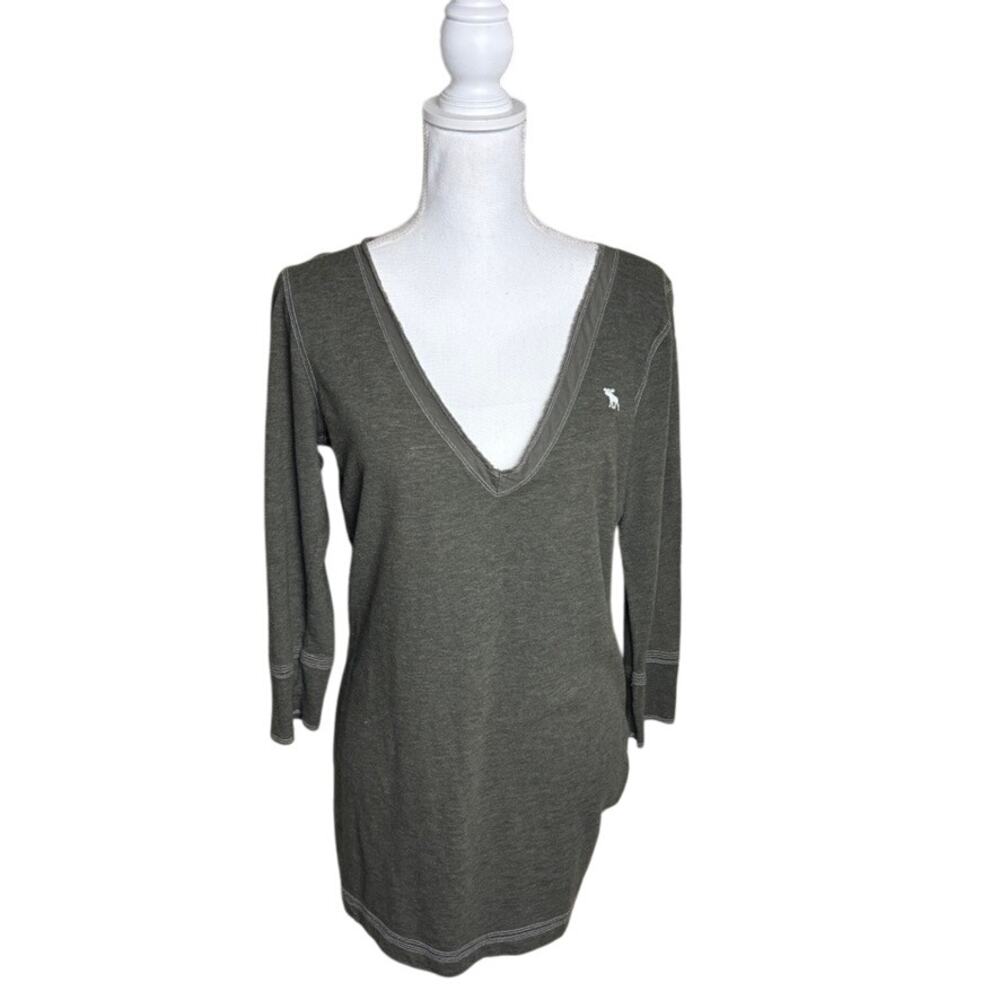 Vintage Abercrombie & Fitch Green Deep V-Neck 3/4 Sleeve Moose Logo M